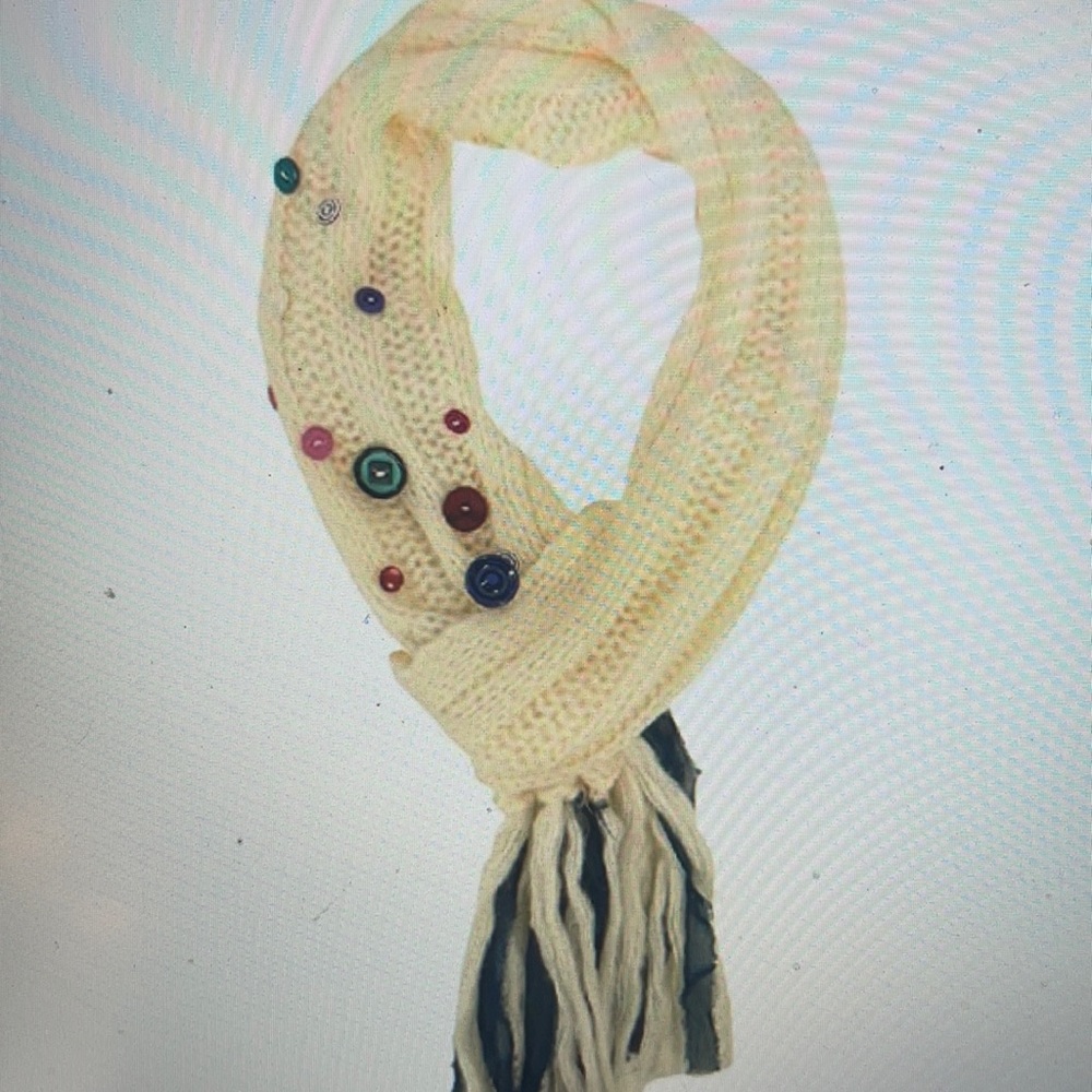 American Rah Ivory Button Fringe Scarf New knit